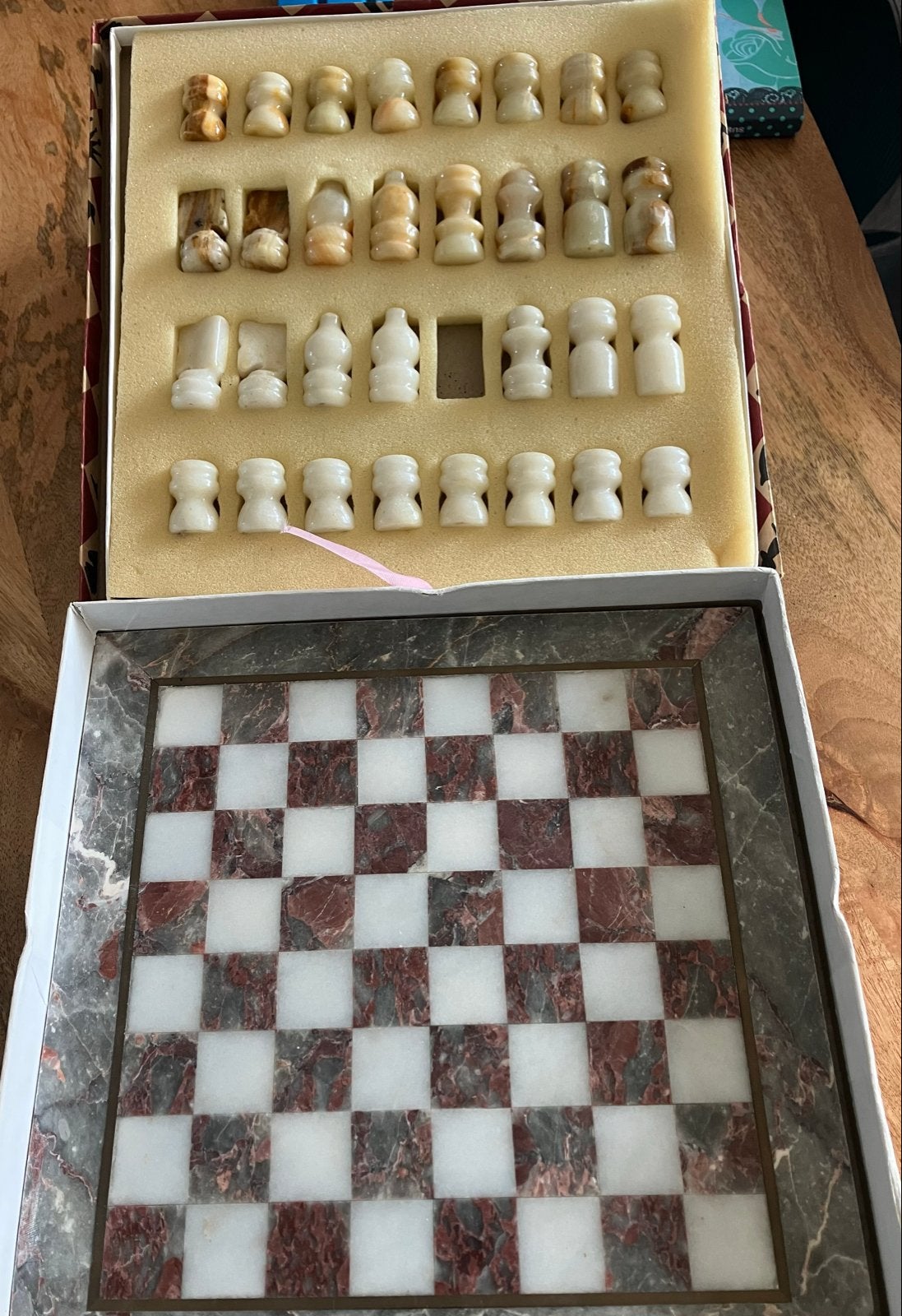 Luxe marmeren schaakspel met stenen schaakstukken, Een of twee spelers, Ophalen of Verzenden, Gebruikt