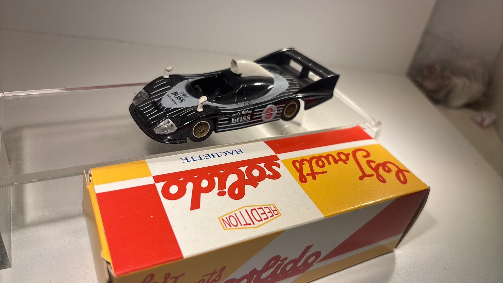 Porsche 936 le mans 1977 solido 1.43