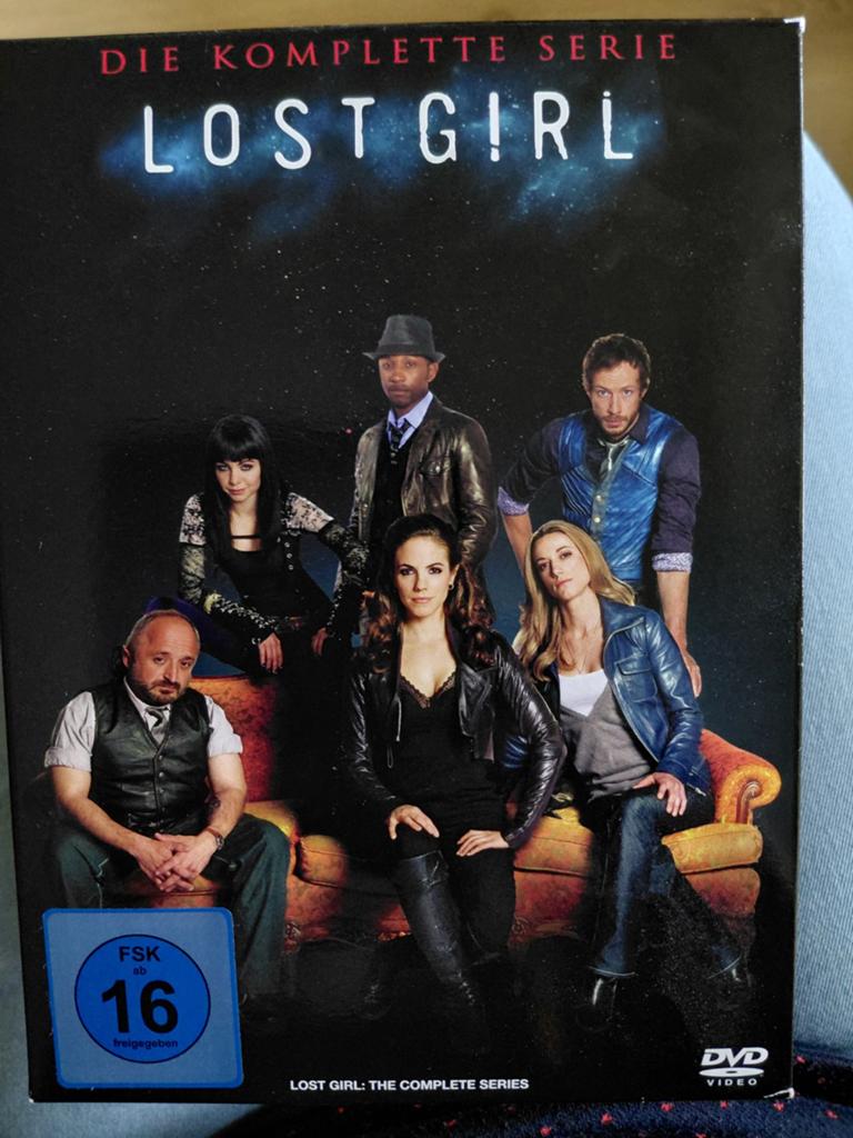 LOST. GIRL. COMPLETE SERIE, Vanaf 12 jaar, Ophalen of Verzenden, Zo goed als nieuw