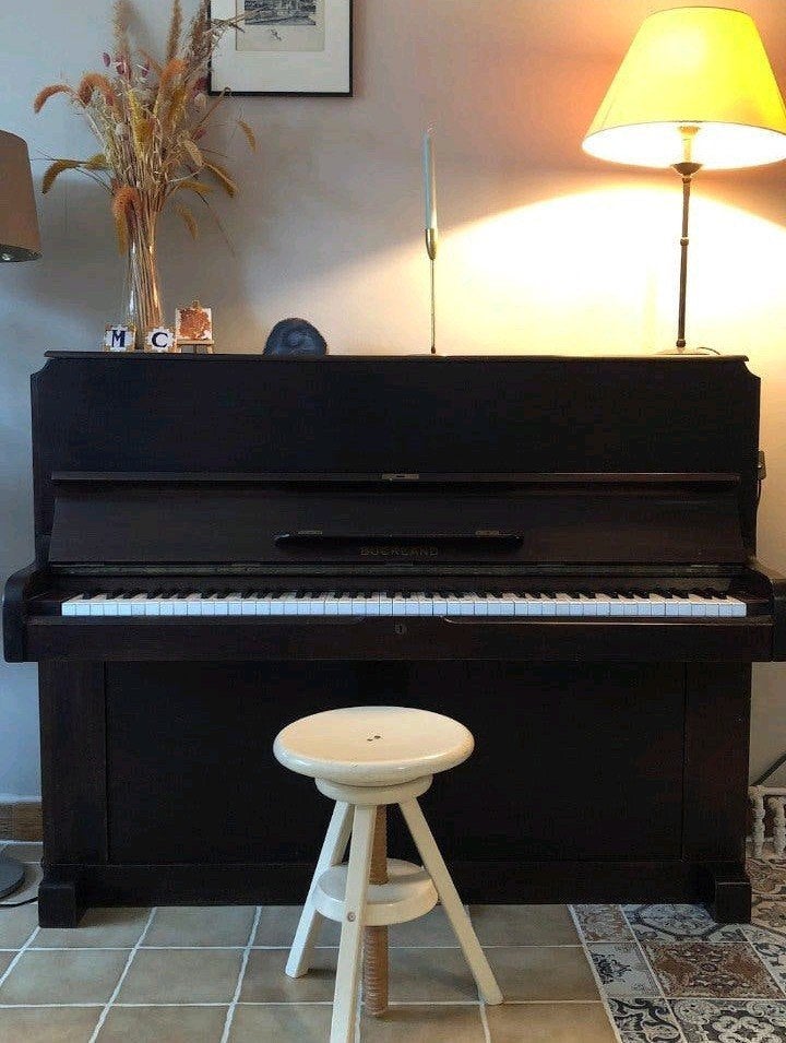 Buckland Piano - Klassiek en Elegant, Muziek en Instrumenten, Piano's, Ophalen, Gebruikt, Bruin, Piano