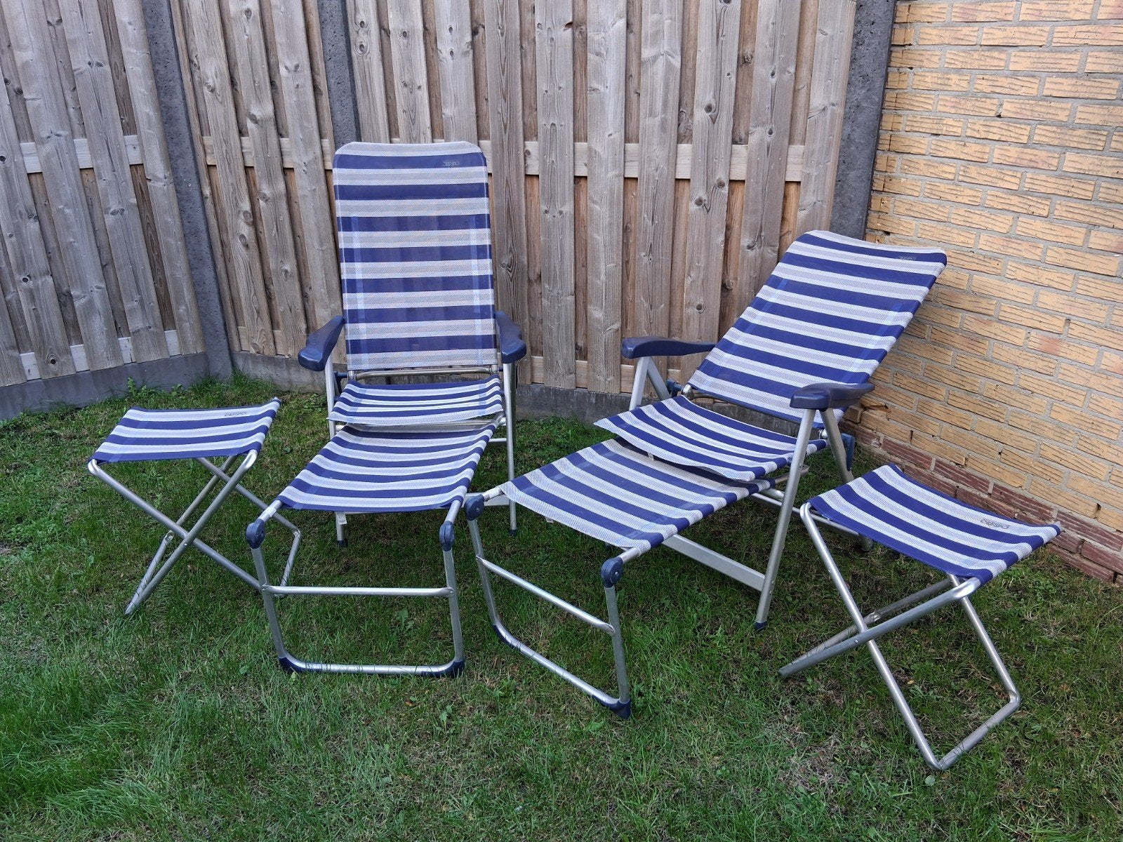 Crespo campingstoelen en krukjes - 2 stoelen, 2 krukjes, Ophalen, Gebruikt, Aluminium, Inklapbaar