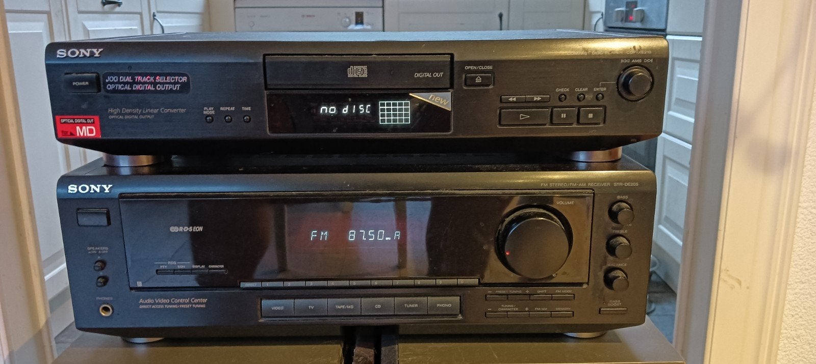 Sony CD-speler CDP-XE210 en FM Stereo Receiver STR-DE205, Ophalen of Verzenden, Gebruikt, Cd-speler, Sony
