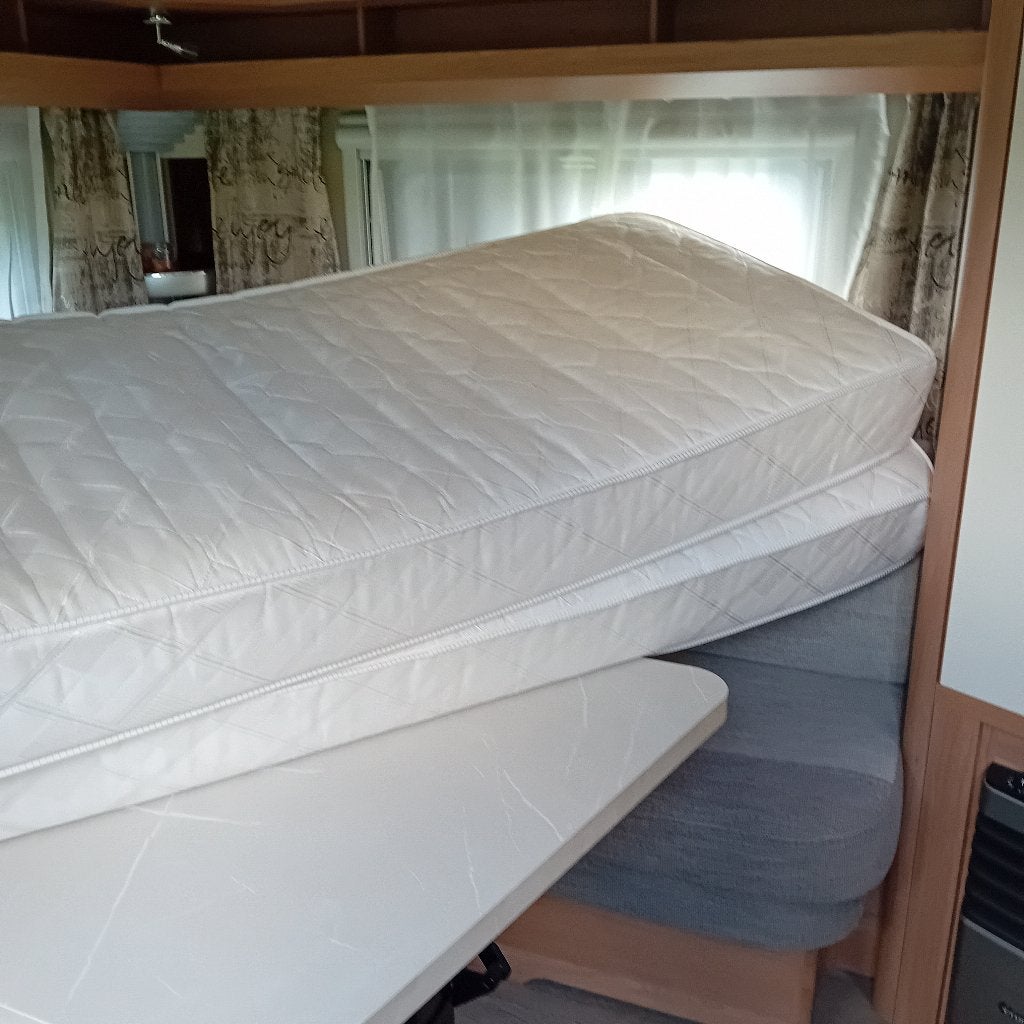 Matrassen voor caravan., Caravans en Kamperen, Caravan accessoires, Ophalen, Gebruikt