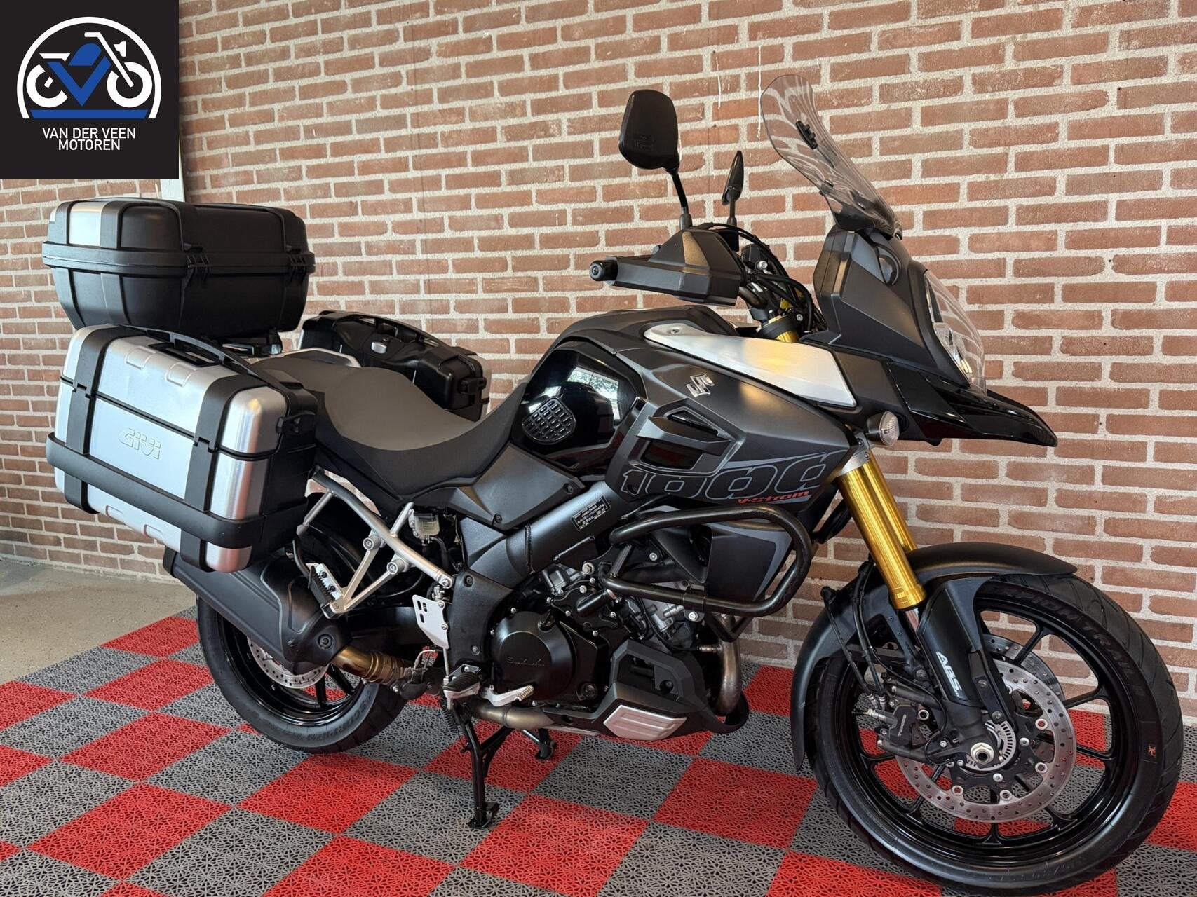 Suzuki DL 1000 V-Strom ABS, Kofferset, Handvatverwarming!, Bedrijf, Meer dan 35 kW, Toermotor, Traction Control