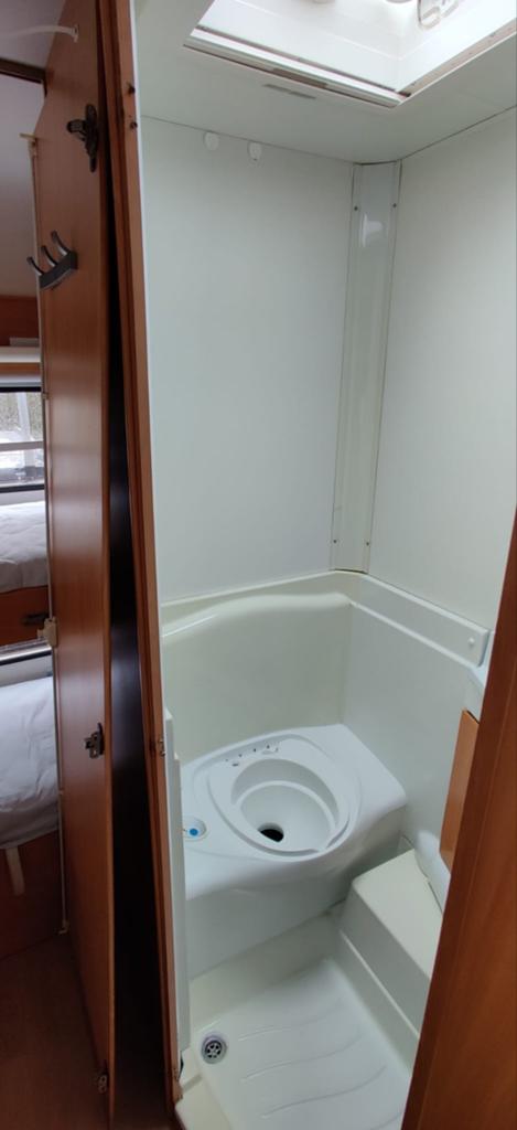 Compleet caravan toilet Thetford (onderdelen Chateau Caratt), Ophalen