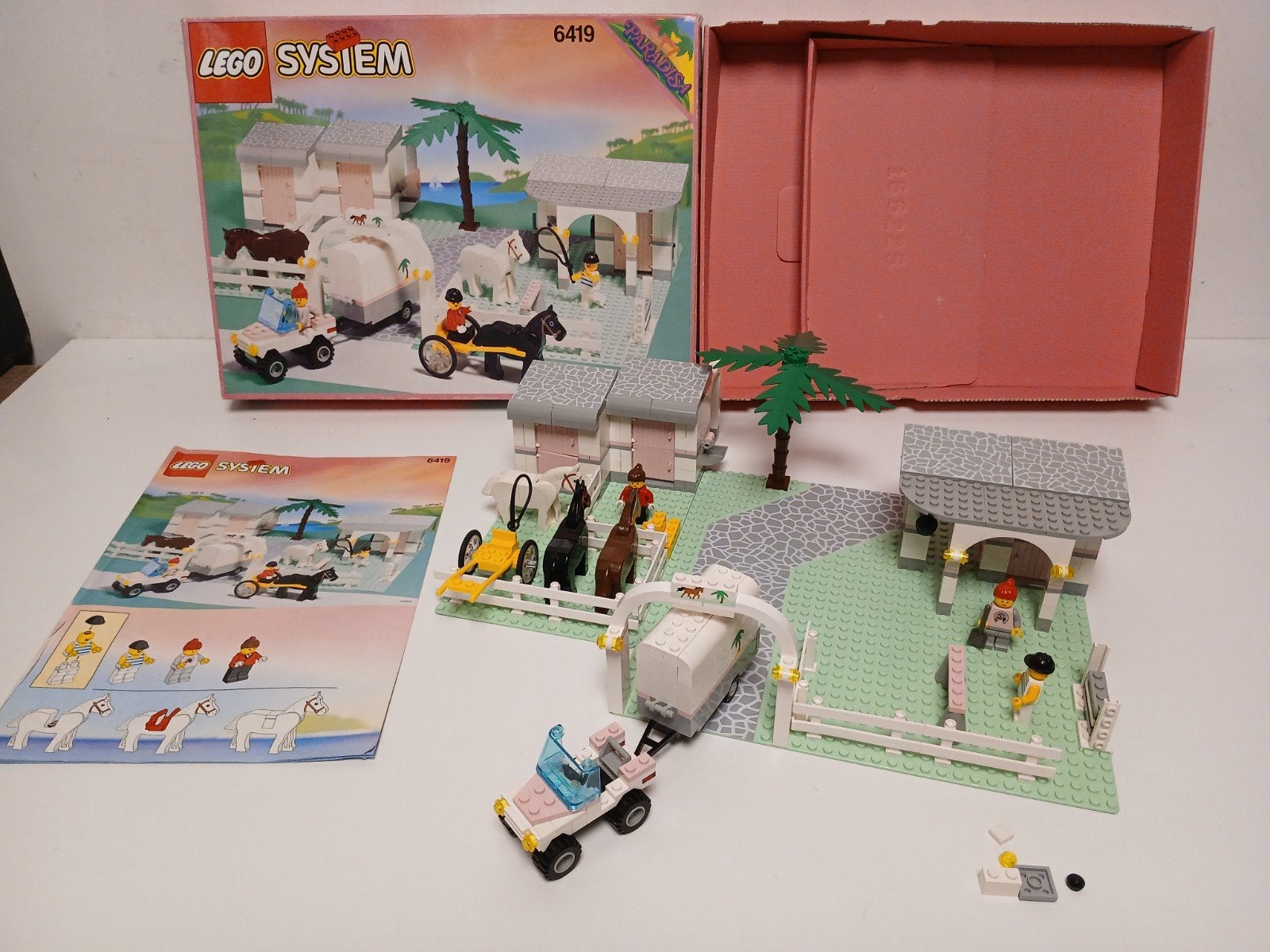 Lego paradisa 6419 rolling acces ranch met doos en boekje, Ophalen of Verzenden, Zo goed als nieuw