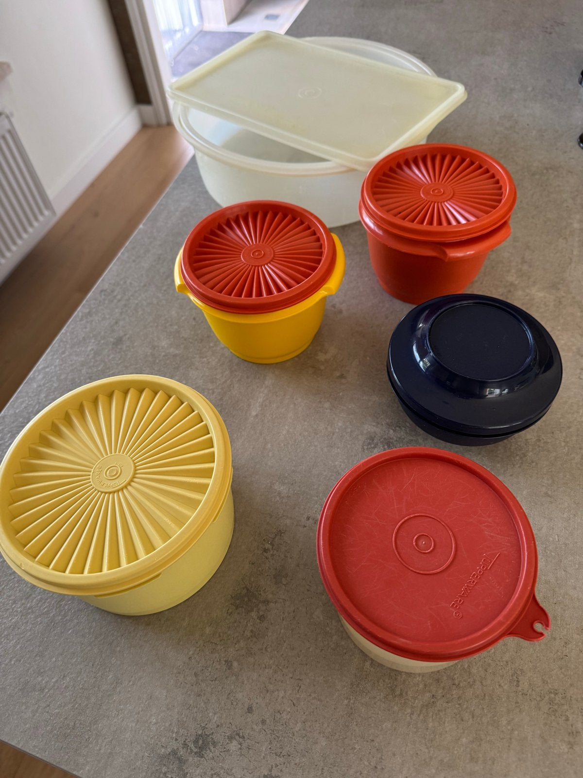 Tupperware bakjes, Gebruikt, Overige kleuren, Ophalen of Verzenden, Met deksel