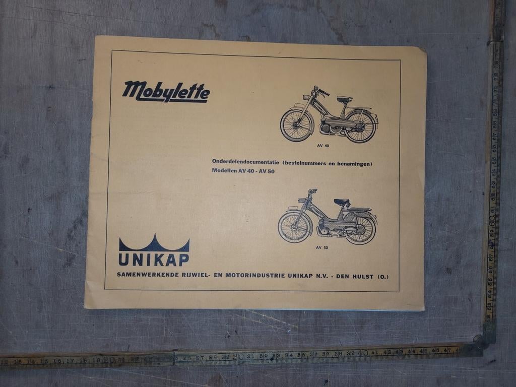 Kaptein Mobylette Av 40 - 50 onderdelen documentatie '71, Ophalen of Verzenden