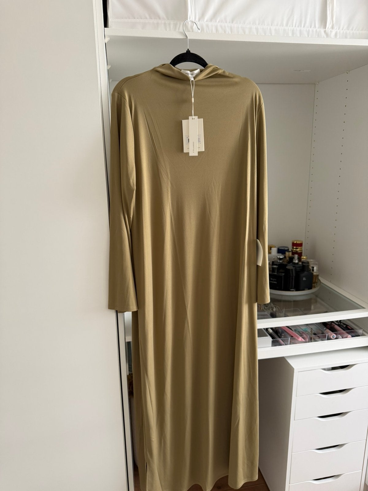 Merrachi Essential jersey dress olive - Nieuw met kaartje, Maat 38/40 (M), Overige kleuren, Nieuw, Ophalen of Verzenden