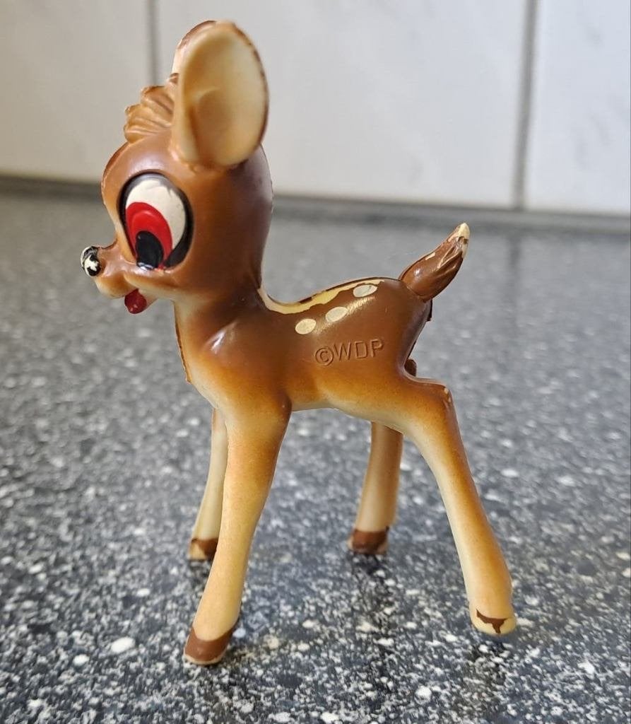 Schattig vintage bambi figuurtje, gemerkt, Verzamelen, Beeldje of Figuurtje, Onbekend, Ophalen of Verzenden, Zo goed als nieuw