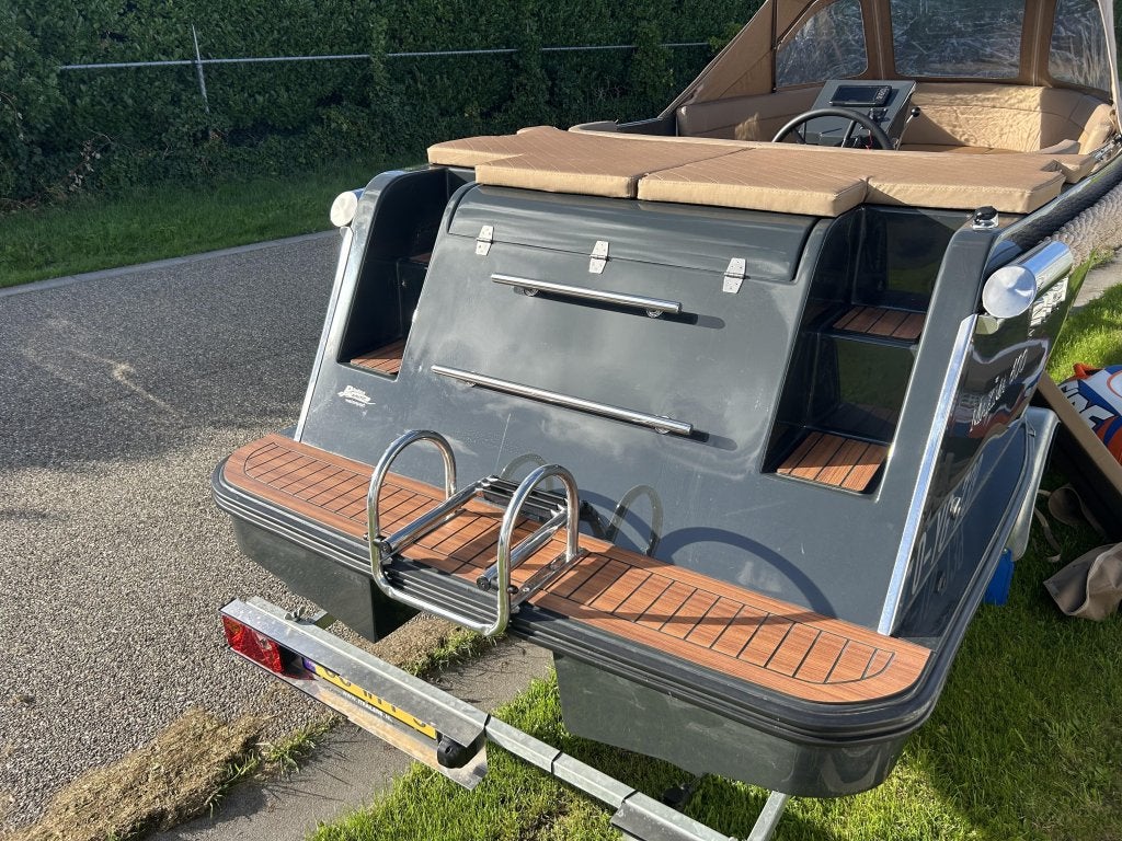 Foto 3 van Maxima 600 Tender 2022 | 50pk Honda | Bomvol opties! NWstaat