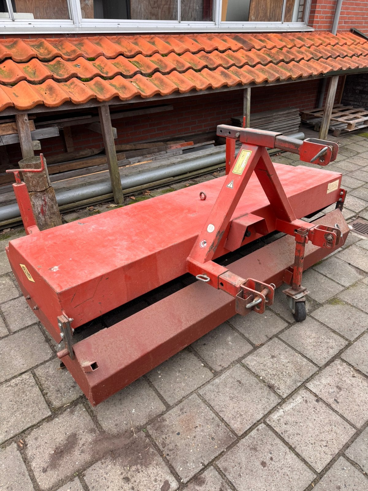 Hekamp veegborstel veegmachine 205 cm (aftakas), Ophalen