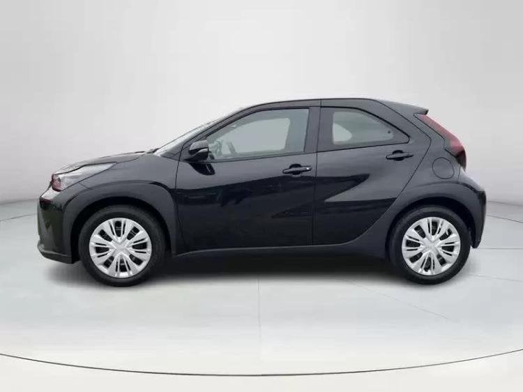 Toyota Aygo X Hybrid 115 play incl. €1500,- inruilpremie,, Auto's, Stof, Gebruikt, Euro 6, 4 stoelen