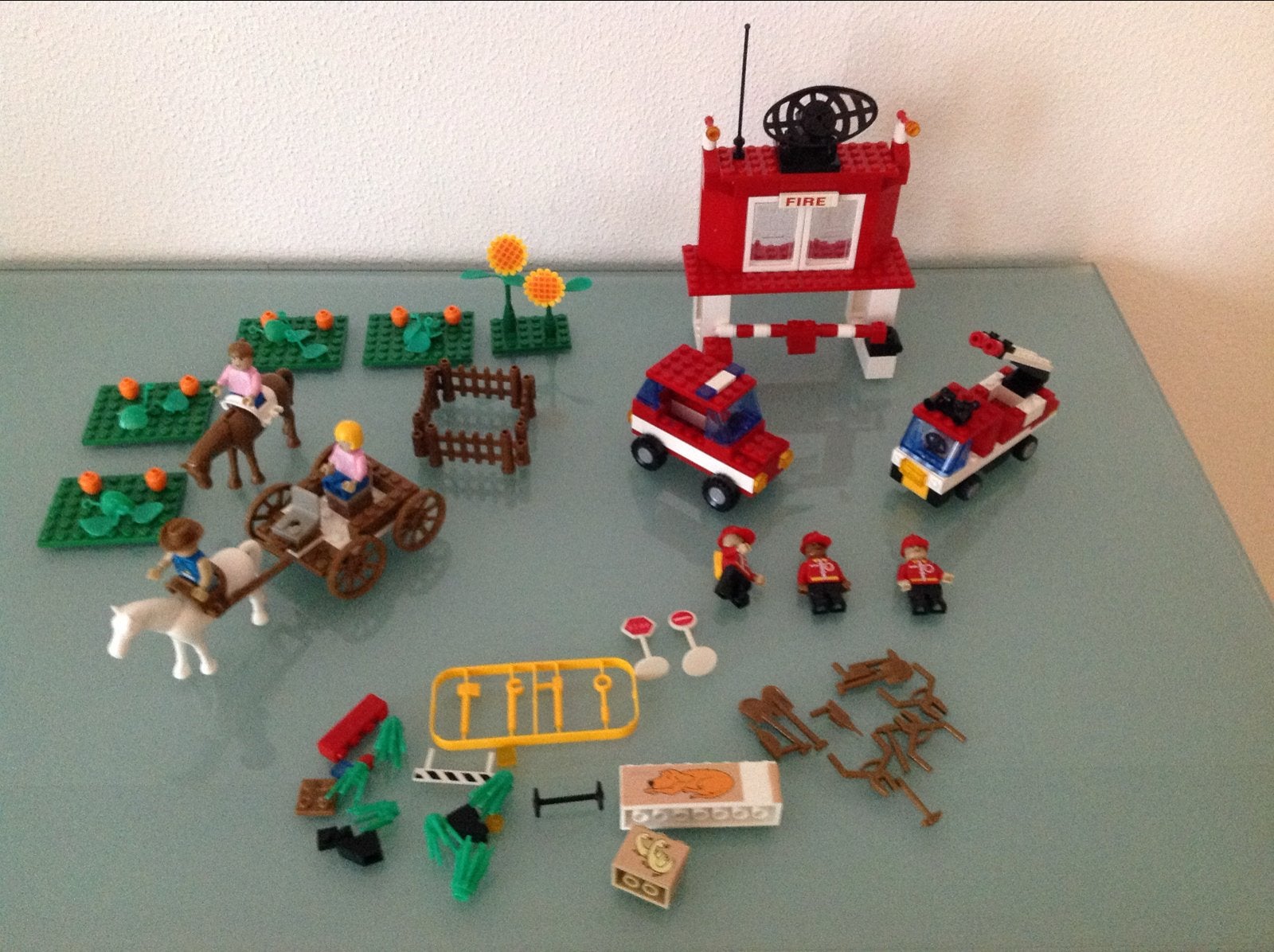 Best-Lock Lego Paarden Manege en Brandweerkazerne Set, Ophalen of Verzenden, Gebruikt, Overige merken