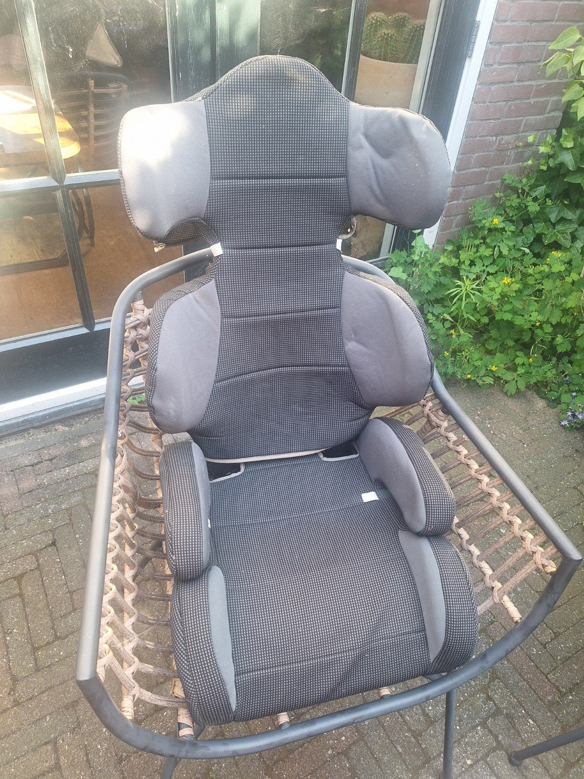 Kinderzitje voor auto - Gebruikt maar in goede staat, Kinderen en Baby's, Autostoeltjes, 15 t/m 36 kg, Ophalen, Overige merken