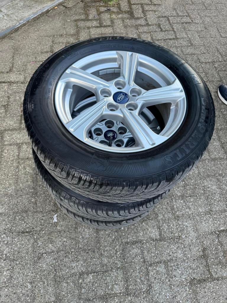 Ford Puma winterbanden met velgen 205/65-16, Auto-onderdelen, Banden en Velgen, Ophalen, Gebruikt, 16 inch, Banden en Velgen