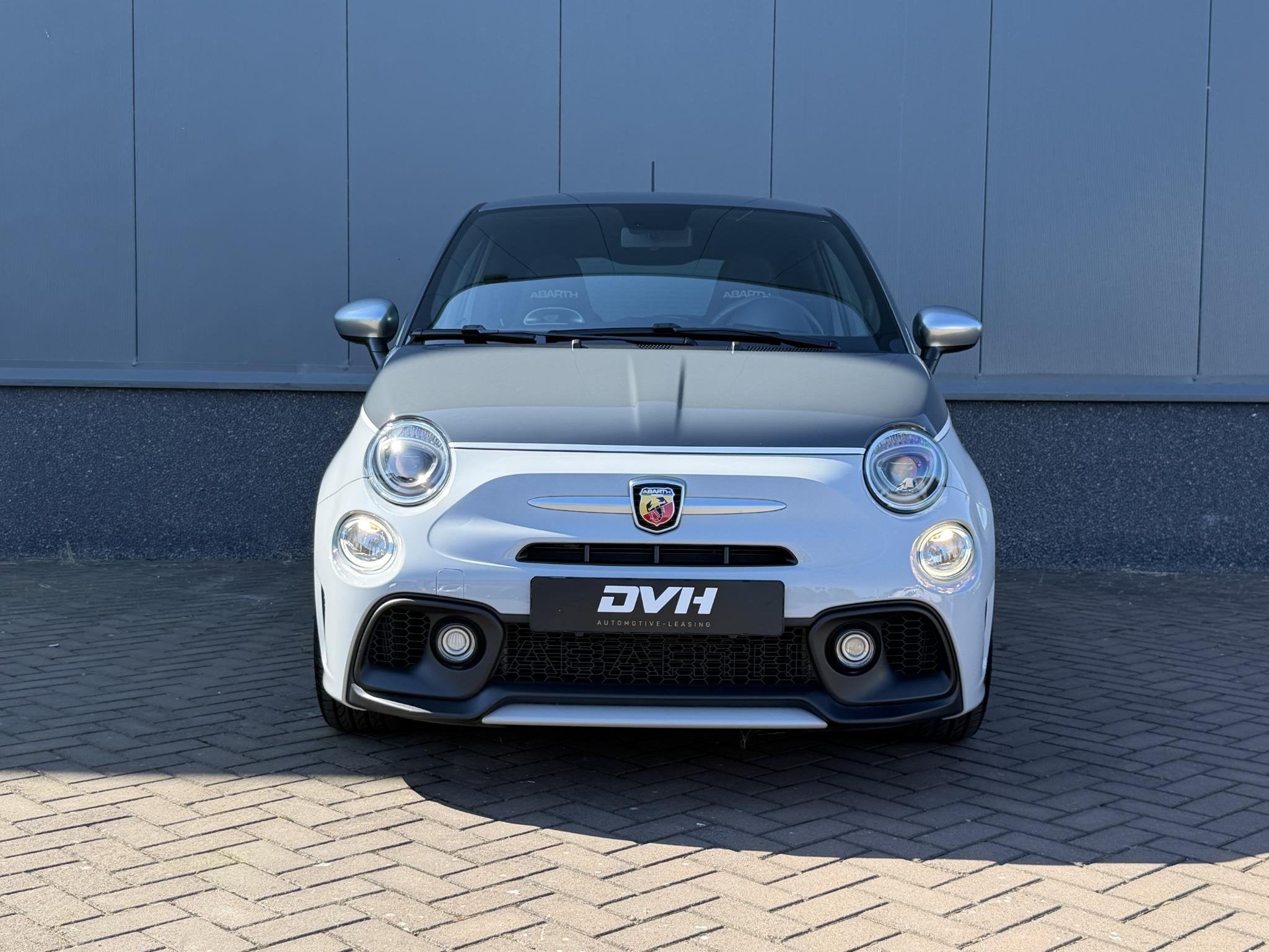Abarth 595 1.4 T-Jet Turismo 70th Anniversary BEATS | 1e EIG, Auto's, Dealer onderhouden, 15 km/l, Gebruikt, 4 cilinders