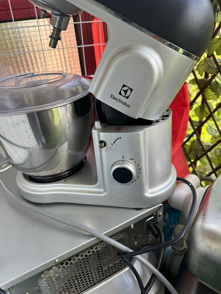 Deegmachine, 4 liter of meer, Ophalen of Verzenden, Zo goed als nieuw, 3 snelheden of meer