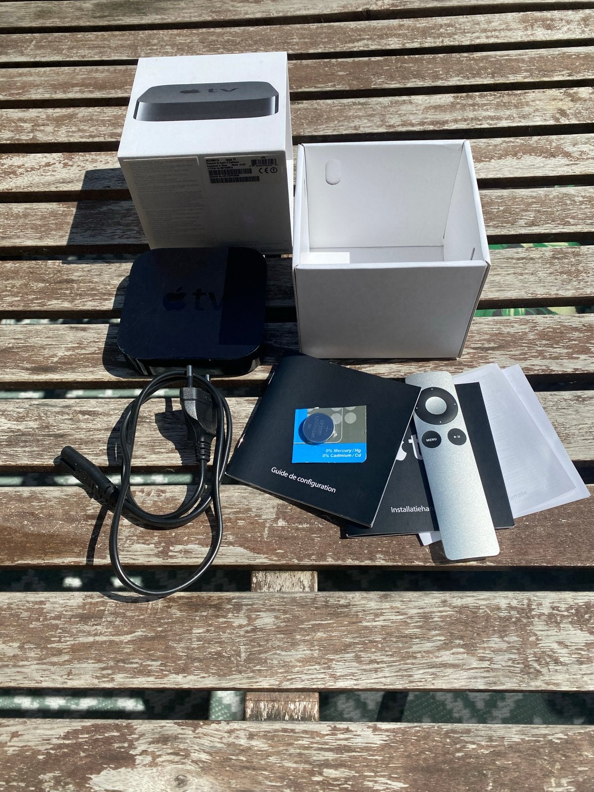 Apple TV (3e generatie) A1427 met afstandsbediening, Ophalen of Verzenden, Zo goed als nieuw, HDMI, Zonder harde schijf
