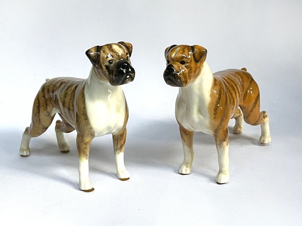 Set of 2 Dog Beswick Brindle Gloss Boxer Porcelain Figurine, Ophalen of Verzenden, Zo goed als nieuw, Dier