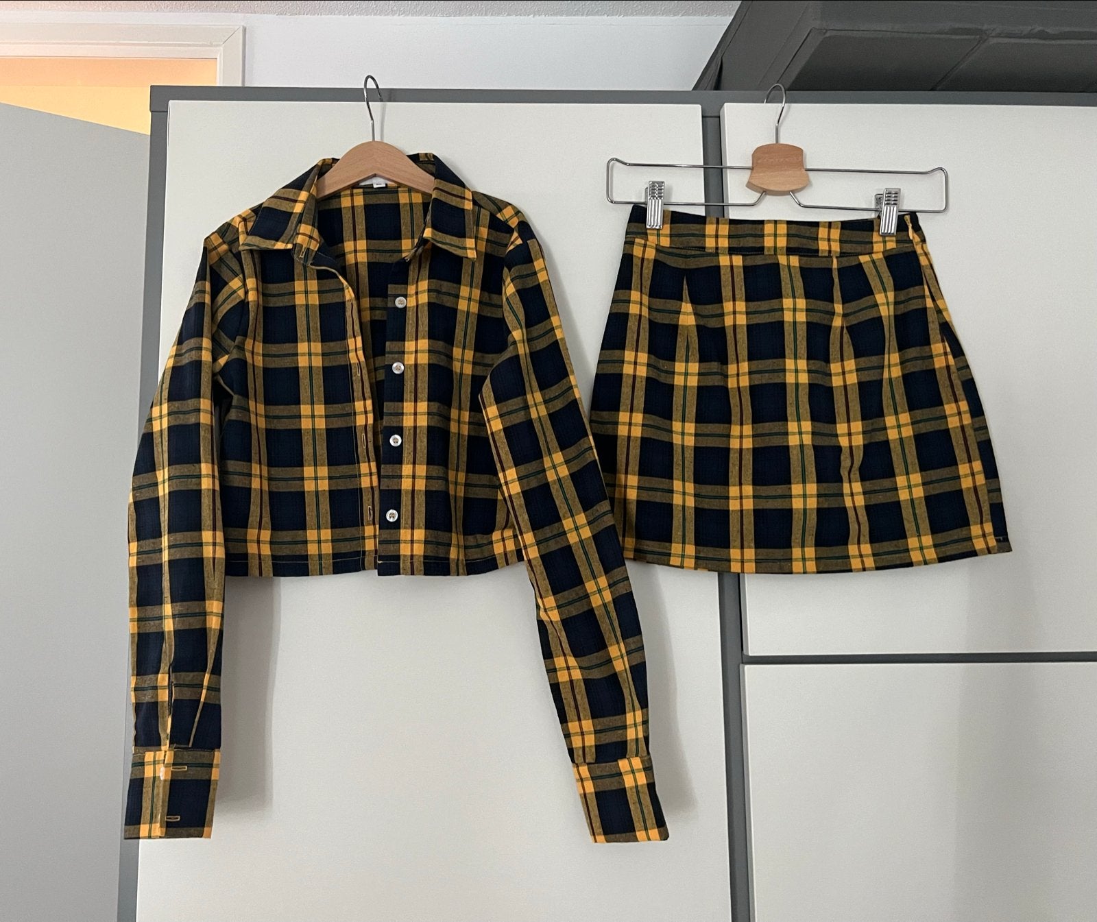 90s stijl geruite set - Cropped blouse & rok, Geel, Ophalen of Verzenden, Zo goed als nieuw, Maat 34 (XS) of kleiner
