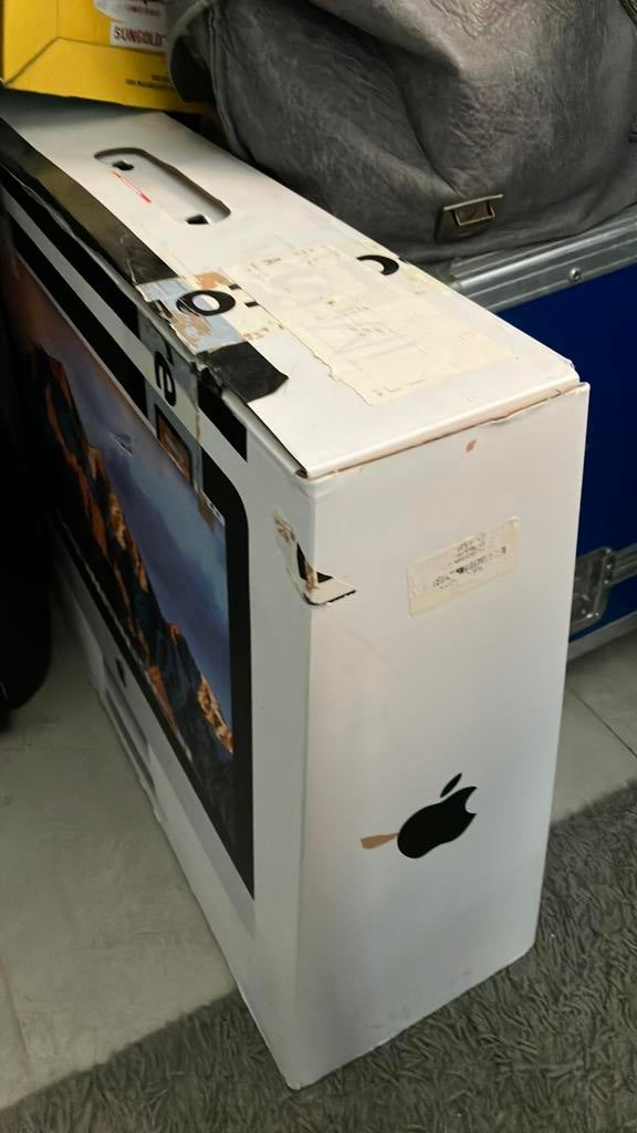 Dozen apple iPhone iPad iMac, Ophalen of Verzenden, Zo goed als nieuw