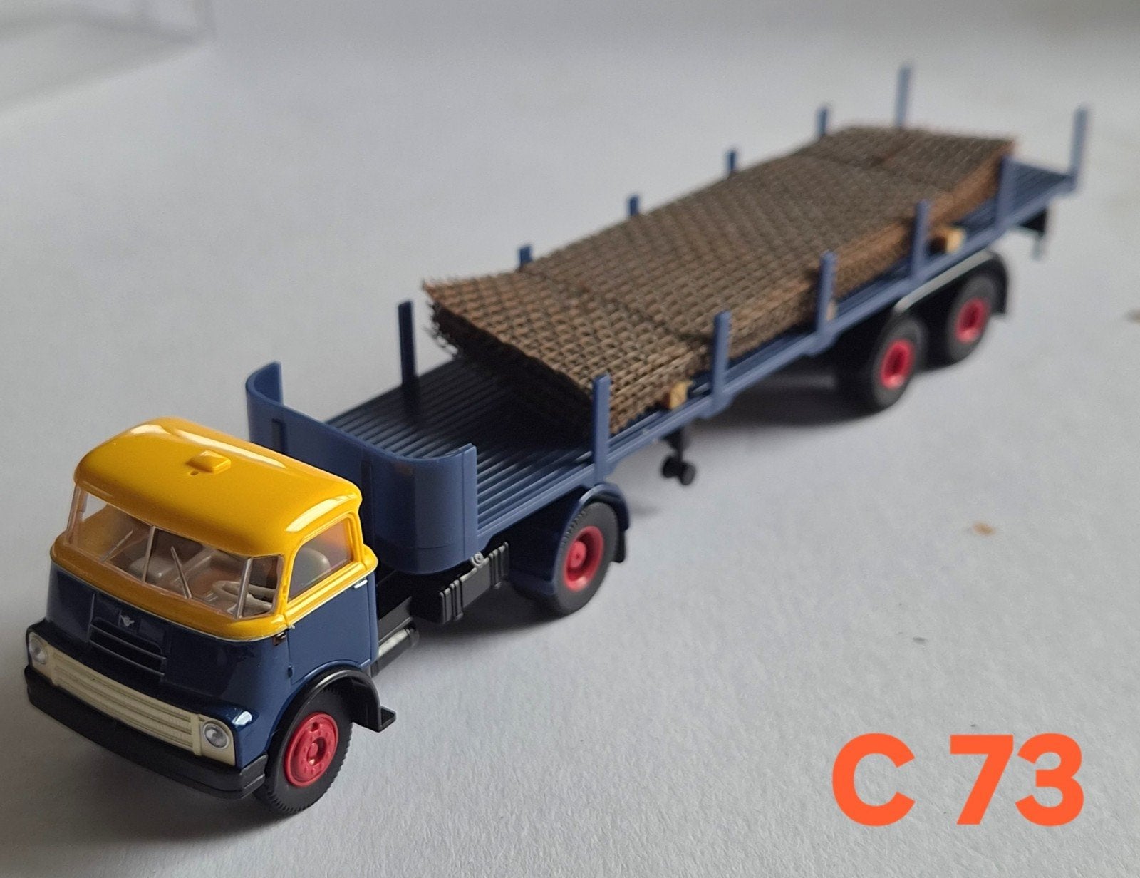 brekina DAF 2000 DO Frans Maas oplegger met lading nr.85213, Ophalen of Verzenden, Zo goed als nieuw, Bus of Vrachtwagen, Brekina