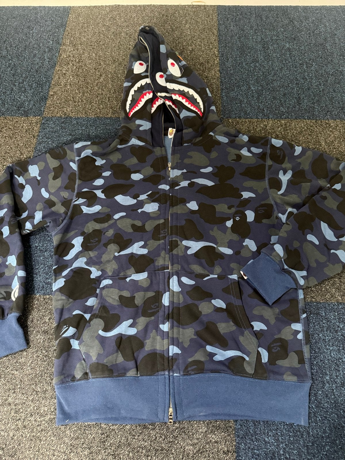 A Bathing Ape (BAPE) Hoodie - Nieuwstaat, Ophalen of Verzenden, Nieuw, Maat 46 (S) of kleiner, Meerkleurig