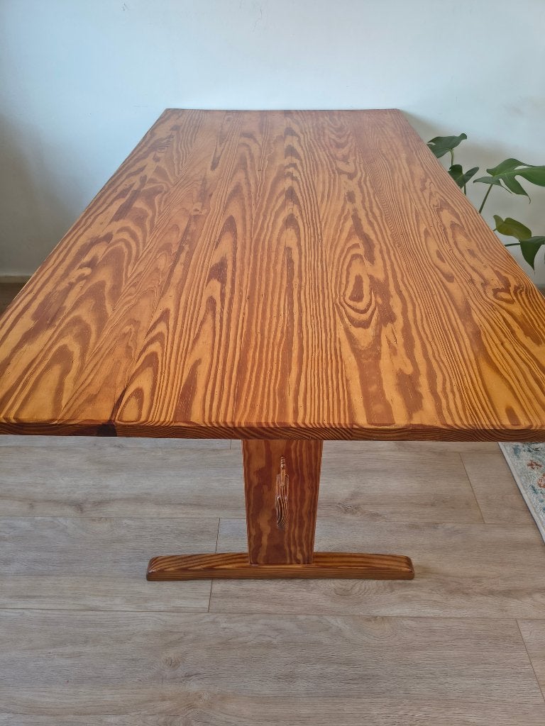 Vintage eettafel uit de jaren 60 (Brutalist), Brutalist, Onbekend, Zo goed als nieuw, Vijf personen of meer