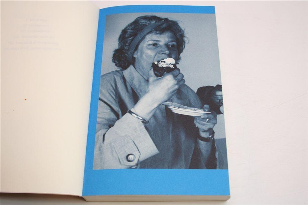 Toneel #1 — Vijf Toneelteksten — Toon Tellegen, Ophalen of Verzenden, Gelezen, Cabaret