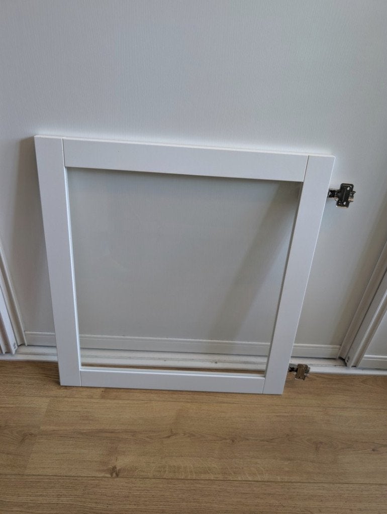 IKEA BESTÅ SINDVIK vitrinedeur - wit, helder glas, 60x64 cm, Huis en Inrichting, Kasten | Vitrinekasten, Gebruikt, Glas, Minder dan 25 cm