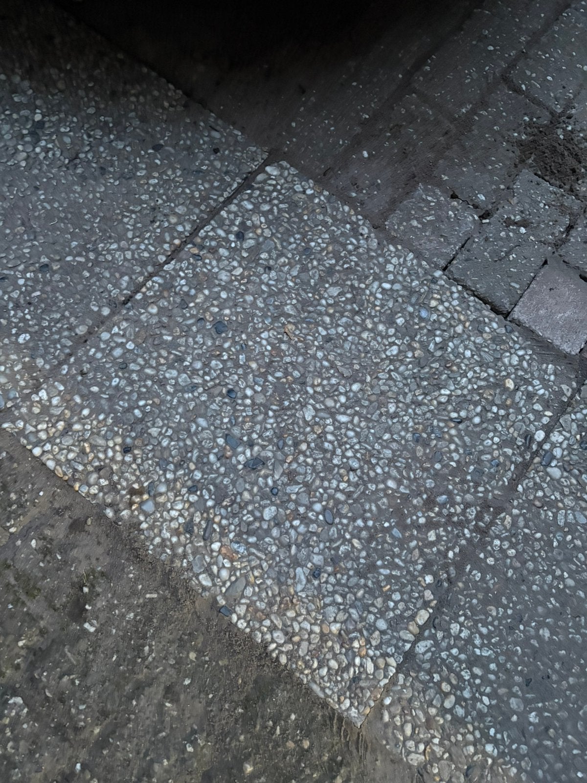 Grindtegels 24 stuks, 60x60, gratis, Tuin en Terras, Gaas en Draad, Ophalen, Gebruikt, Minder dan 10 meter