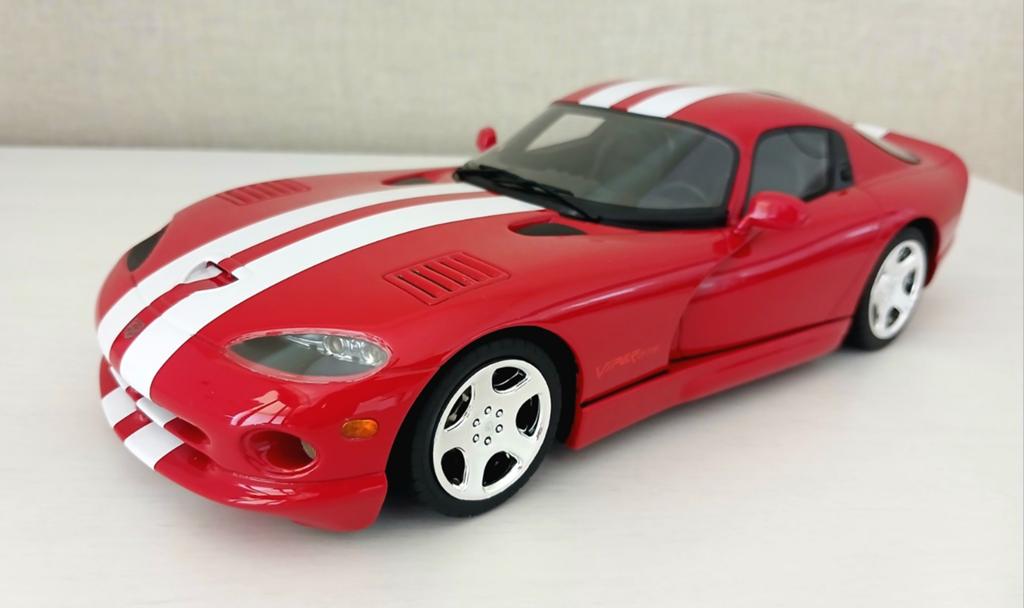 1:18 LS Collectibles Dodge Viper GTS 2002 rood [schade], Hobby en Vrije tijd, Modelauto's | 1:18, Ophalen of Verzenden