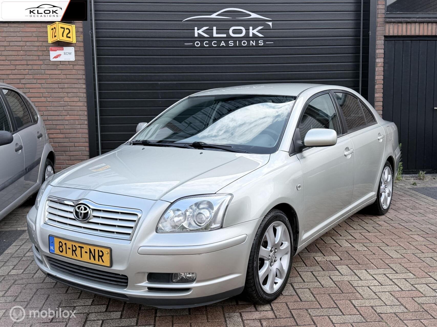 Toyota Avensis 2.0 VVTi Linea Luna Cruise Clima NAP Trekhaak, Auto's, Toyota, 1998 cc, Avensis, 4 cilinders, Origineel Nederlands