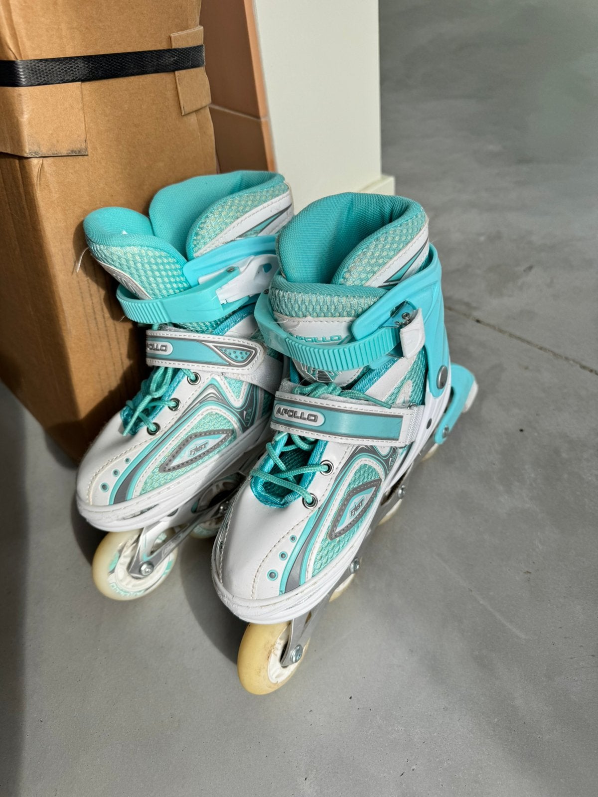 Apollo skeelers / skates als nieuw, Verstelbaar, Kinderen, Zo goed als nieuw, Inline skates 4 wielen