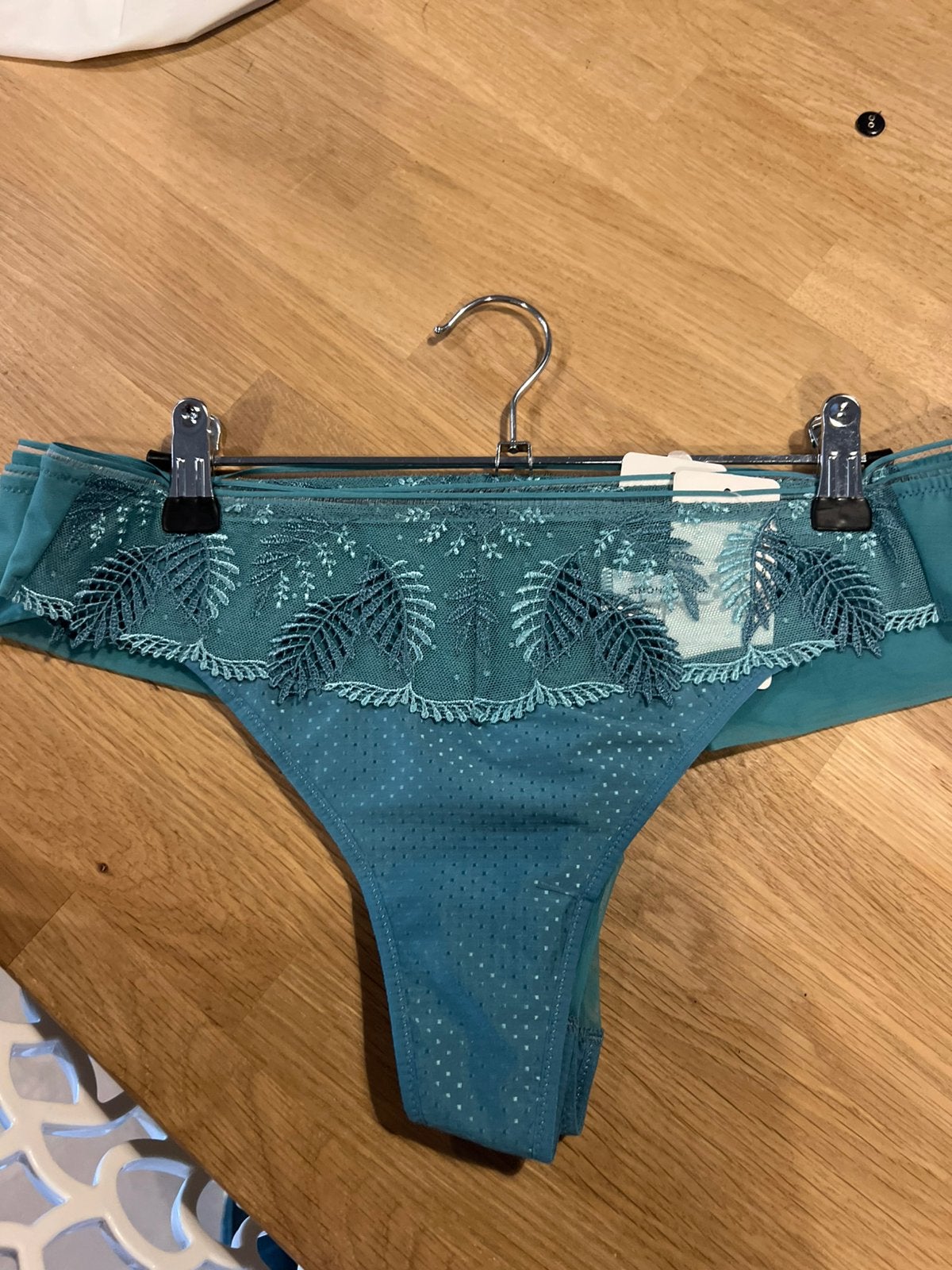 Simone Pérèle string maat 42 NIEUW!! Nu €17,50, Ophalen of Verzenden, String