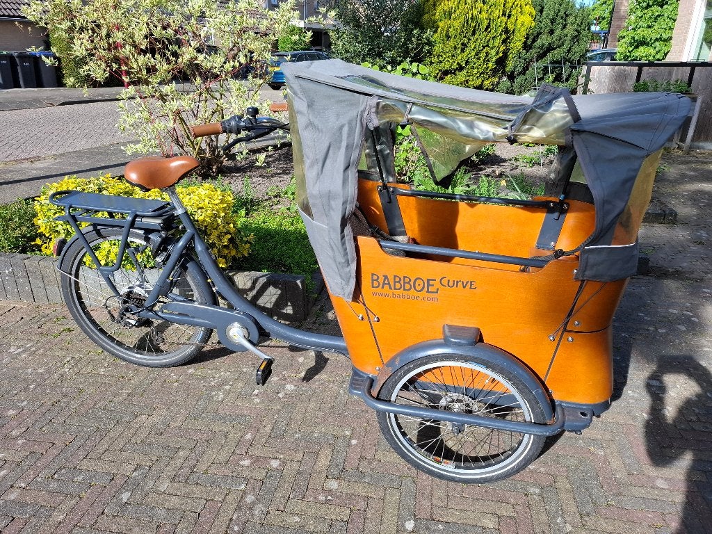 Bakfiets Babboe Curve-e (2015), onderhoud nodig, Fietsen en Brommers, 4 kinderen of meer, Gebruikt, Huif, Ophalen