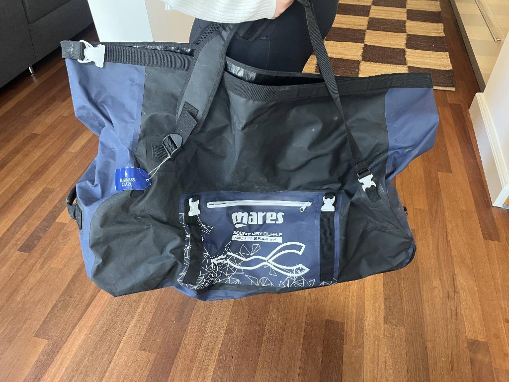 Duiktas Mares 140L, Ophalen, Zo goed als nieuw, Zwem- of Duikvliezen