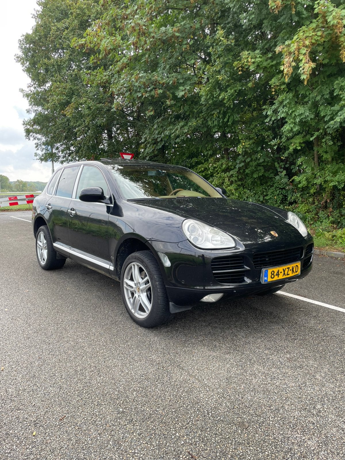 Porsche Cayenne 3.2 2004 handgeschakeld youngtimer, Auto's, Cayenne, Beige, 3189 cc, 2135 kg
