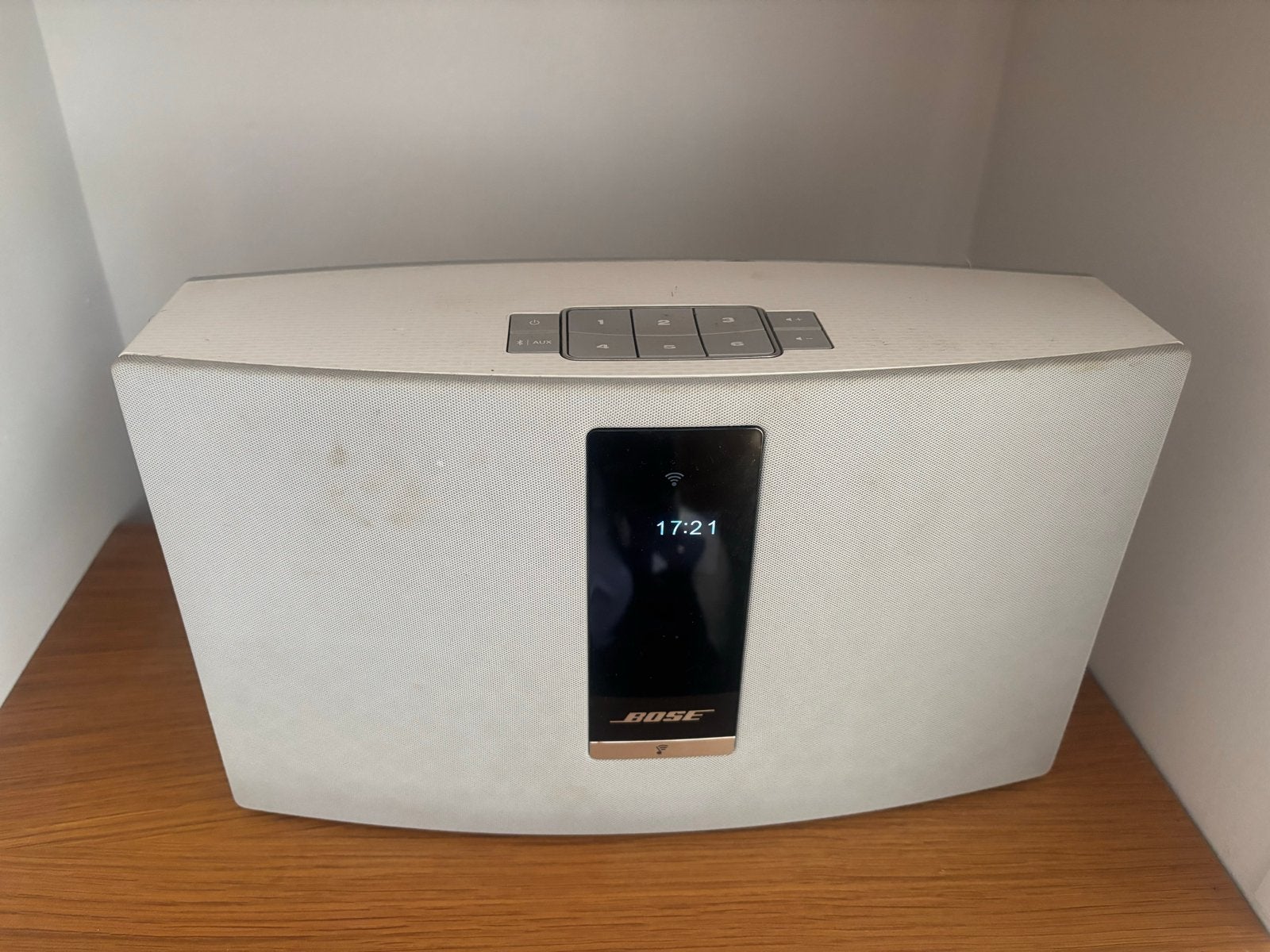 Bose SoundTouch 20 Series III Wi-Fi Muzieksysteem, 150 watt of meer, Gebruikt, Ophalen of Verzenden, Draagbare speaker