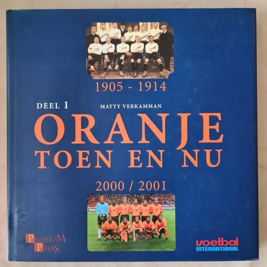 Voetballen - Oranje toen en nu, 5 prachtboeken - 1905-1952, Boeken, Sportboeken, Ophalen of Verzenden, Zo goed als nieuw, Balsport