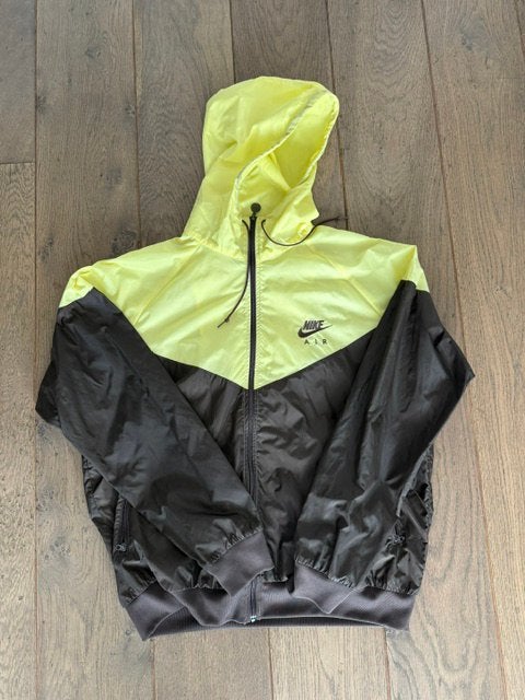 Nike jas, Ophalen of Verzenden, Zo goed als nieuw, Geel