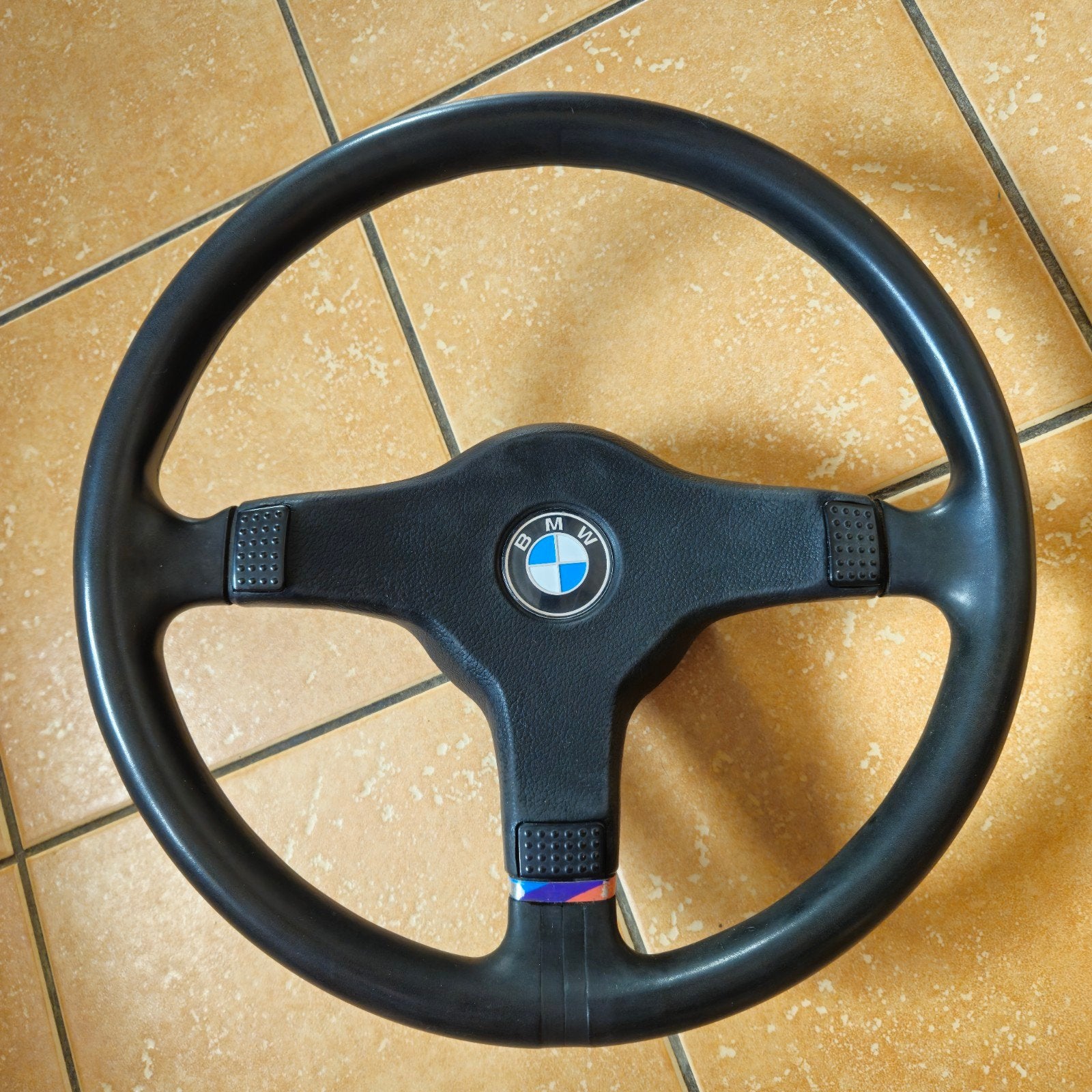 BMW  E30 370mm M-tech 1, Ophalen