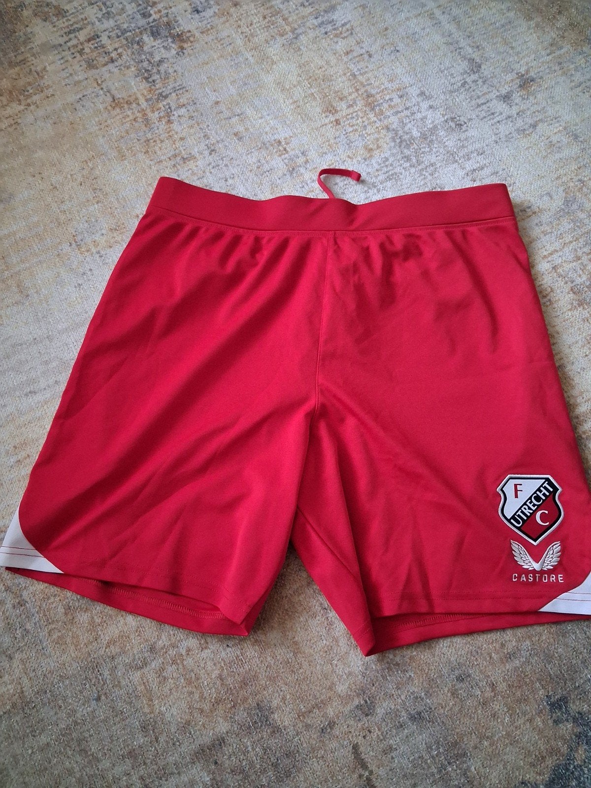 Fc Utrecht broekje maat XL, Ophalen of Verzenden, Maat 56/58 (XL), Rood, Voetbal