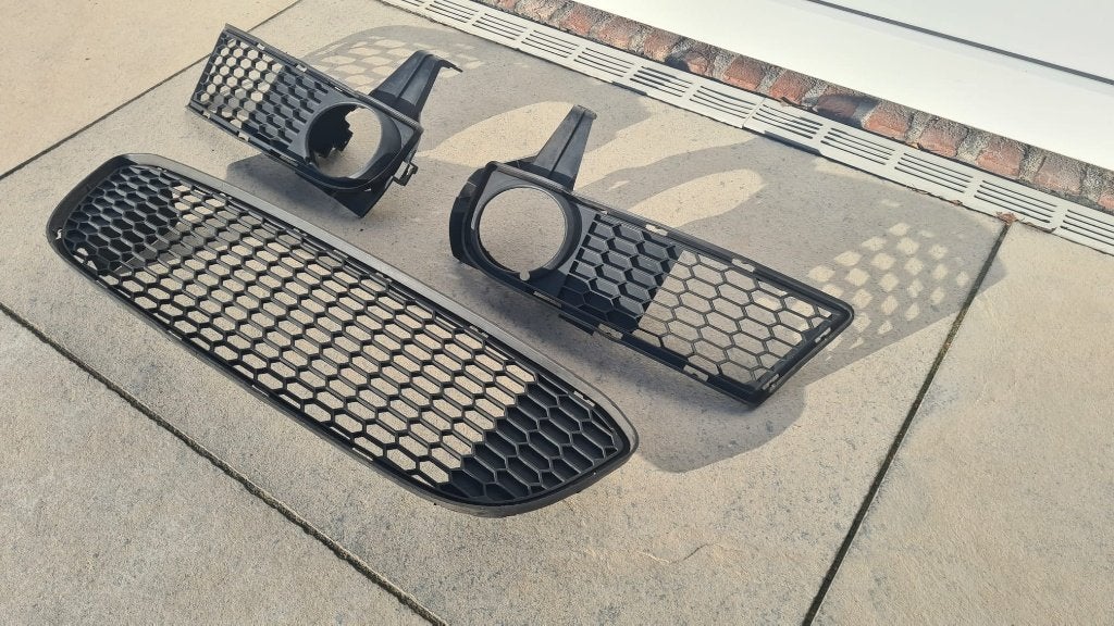 Set - BMW E82 / E88 M-Sport LCI Bumper Roosters, Ophalen of Verzenden