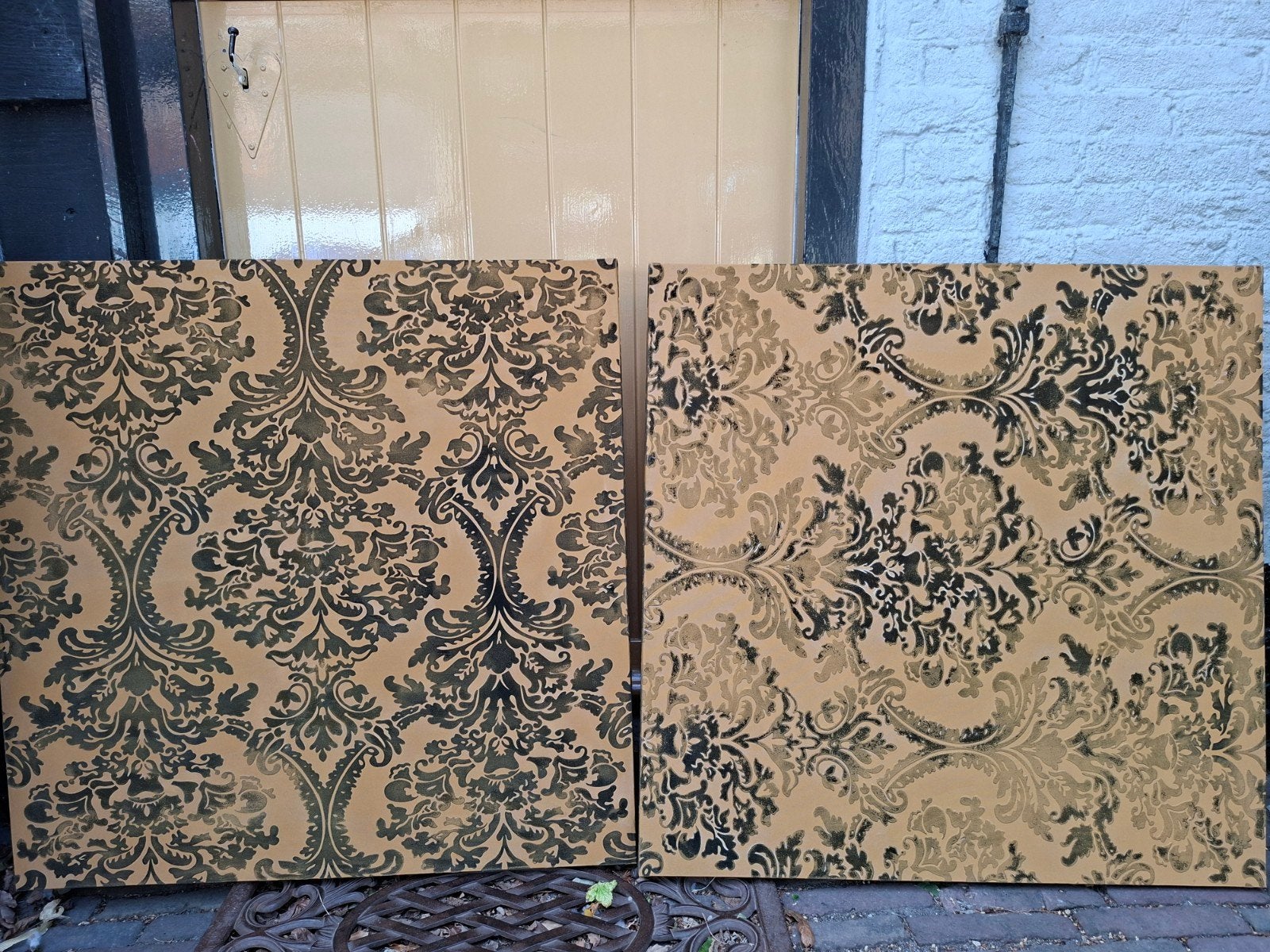 Set van 2 Canvas Schilderijen 80x80 cm - Okergeel met Zwart, Huis en Inrichting, Woonaccessoires | Schilderijen, Tekeningen en Foto's