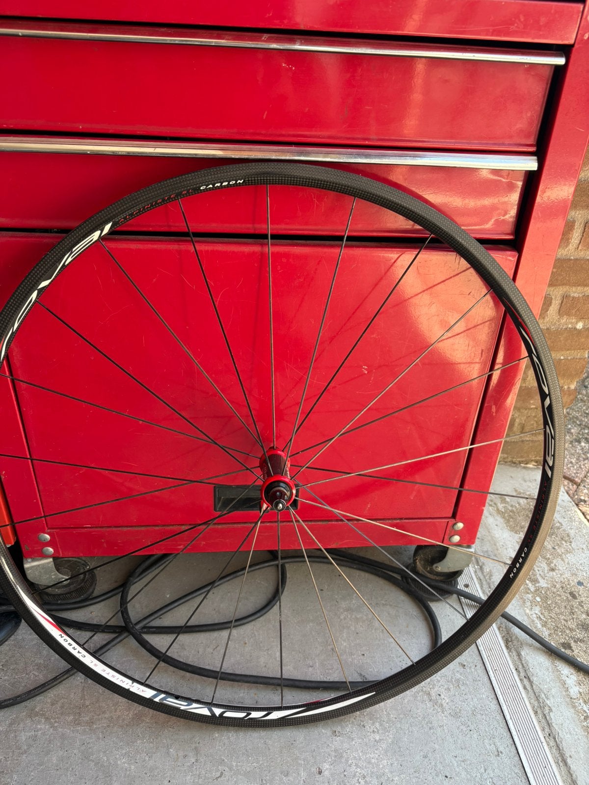 Roval voorwiel carbon, Fietsen en Brommers, Fietsen | Racefietsen, Gebruikt, Carbon, Meer dan 20 versnellingen, 53 tot 57 cm
