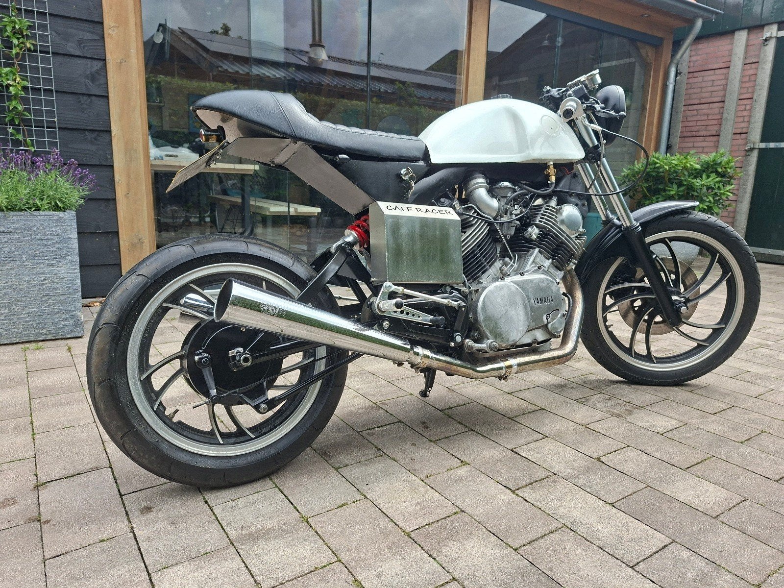 Caferacer Yamaha XV750, Ophalen, Gereviseerd
