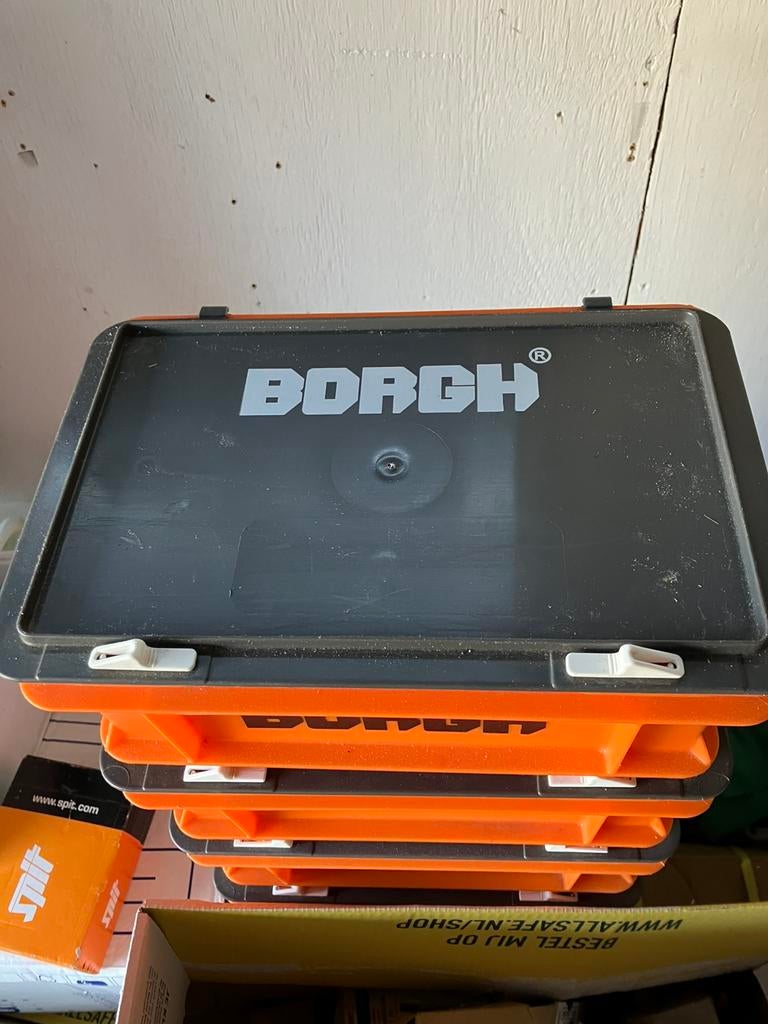 Borgh pluggen, Ophalen of Verzenden, Zo goed als nieuw, Pluggen