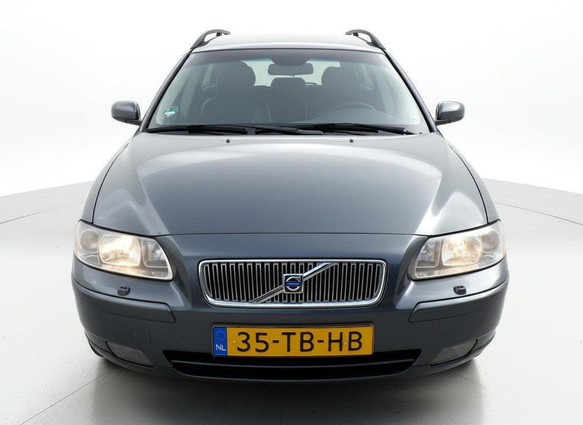 Volvo V70 2.4 Edition II Leder-Cruise-Trekhaak, Auto's, Zwart, 1498 kg, 2435 cc, Zilver of Grijs